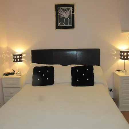 The Plough 3* Ventry