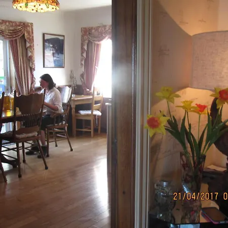 The Plough Bed and breakfast 3*